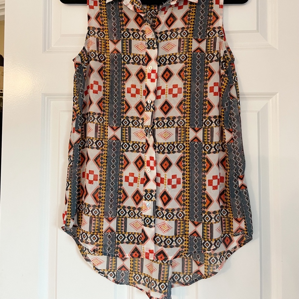 H & M cute patterned sleeveless shirt.